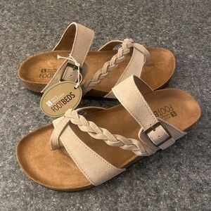 White Mountain “Hazy” sandals, women’s size 7